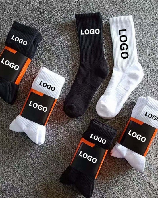 Designer Casual Jacquard Knitted Letter Wholesale Crew Cotton Brands Socks Funny Sports Custom Socks Men Designer Casual Jacquard Knitted Letter Wholesale Crew Cotton Brands Socks Funny Sports Custom Socks Men