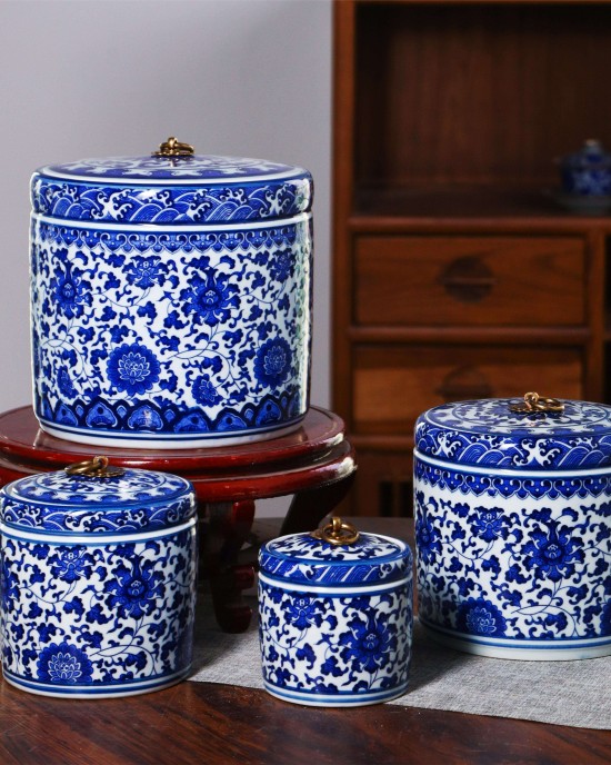 Handmade Chinese Blue and White Flower Pattern Copper Ring Cover Porcelain Ceramic Tea Pot and Vase Handmade Chinese Blue and White Flower Pattern Copper Ring Cover Porcelain Ceramic Tea Pot and Vase