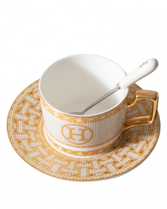 Creative Classic Ceramic Cup Set English Luxury Design Style Household Coffee Tea Cup with Saucer Cafe Drinkware Use Creative Classic Ceramic Cup Set English Luxury Design Style Household Coffee Tea Cup with Saucer Cafe Drinkware Use
